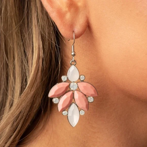 NWT Fantasy Flair Pink Earrings(Last One) - Picture 1 of 5